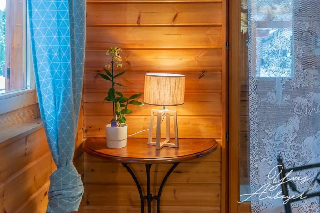 Chalet La Calougeotte, Jardin, Spa Et Sauna Prives Le Menil Luaran gambar