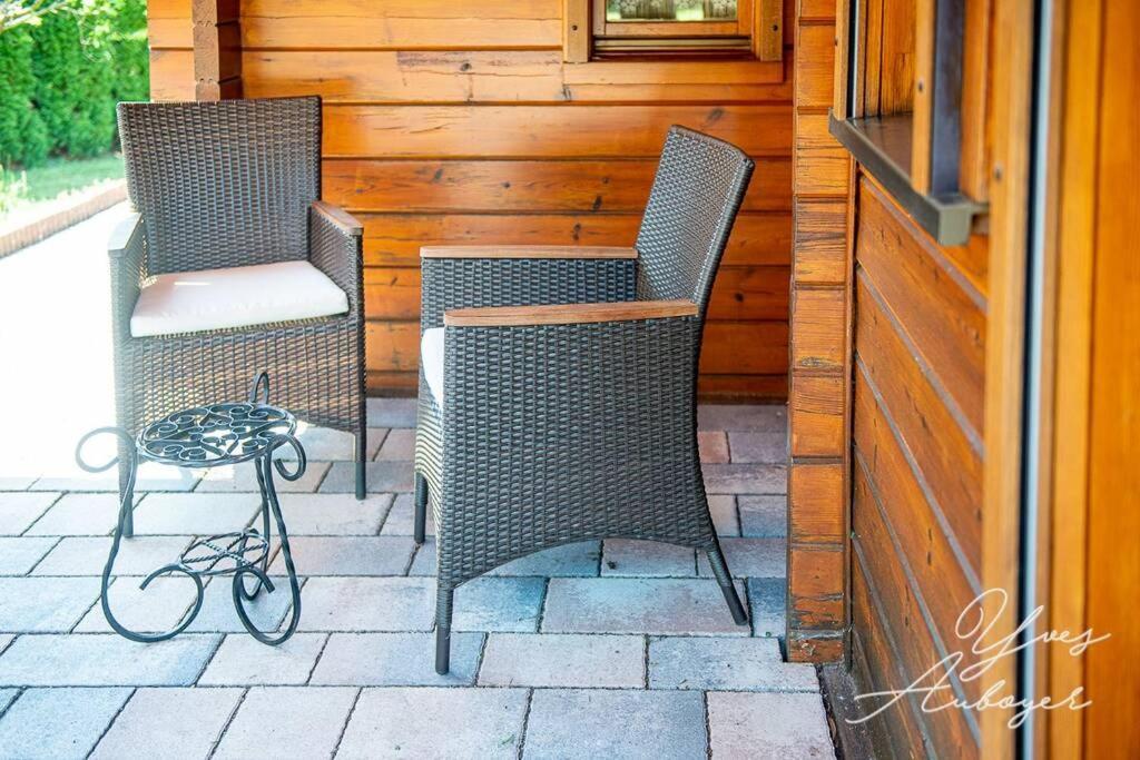 Chalet La Calougeotte, Jardin, Spa Et Sauna Prives Le Menil Luaran gambar