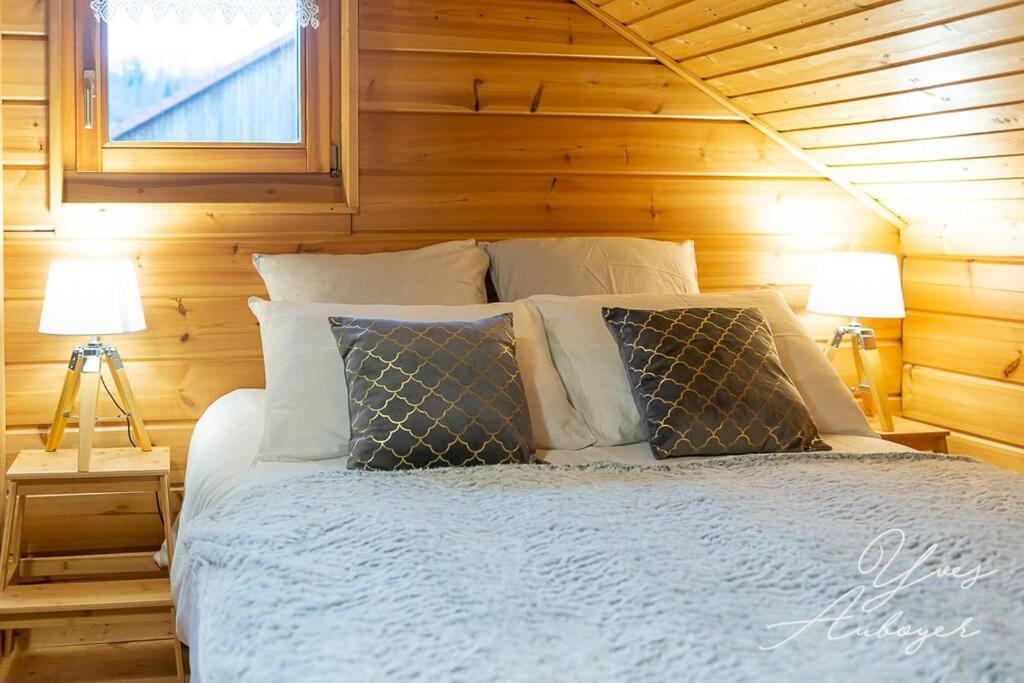 Chalet La Calougeotte, Jardin, Spa Et Sauna Prives Le Menil Luaran gambar