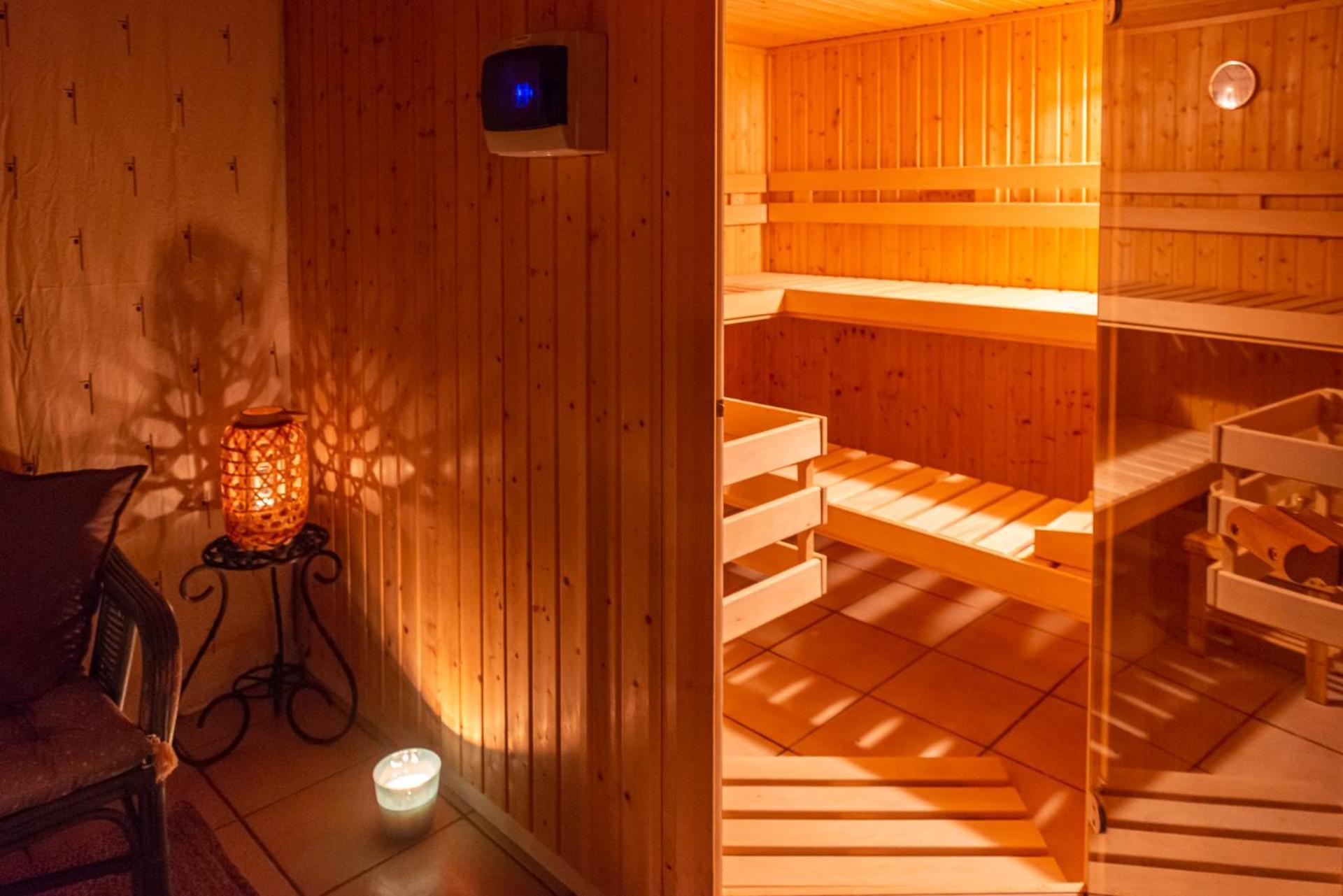 Chalet La Calougeotte, Jardin, Spa Et Sauna Prives Le Menil Luaran gambar