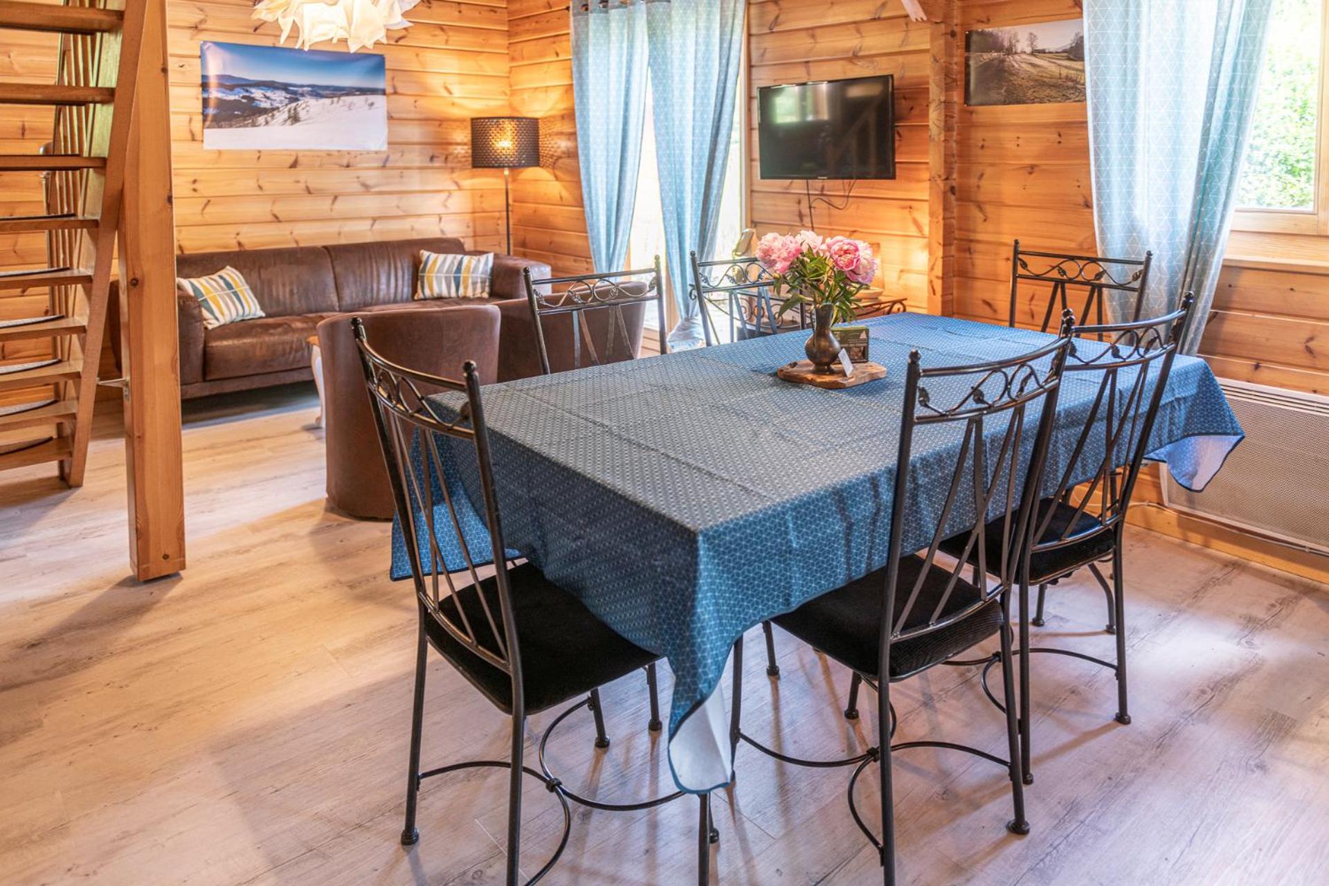 Chalet La Calougeotte, Jardin, Spa Et Sauna Prives Le Menil Luaran gambar