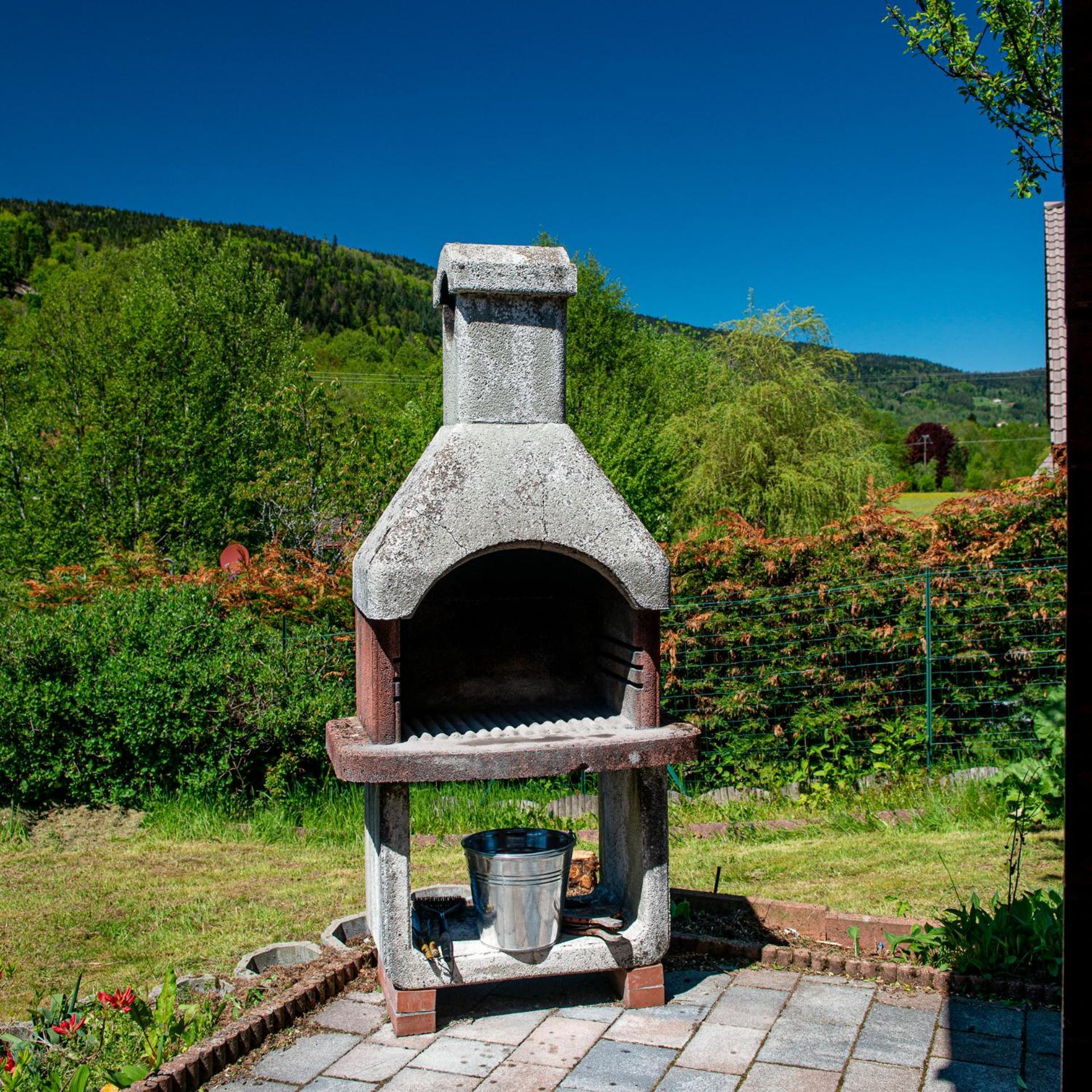 Chalet La Calougeotte, Jardin, Spa Et Sauna Prives Le Menil Luaran gambar